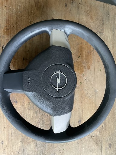 Zdjęcie oferty: Kierownica z poduszką Opel astra h