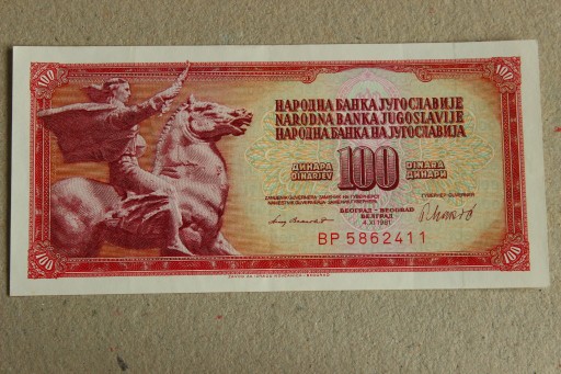 Zdjęcie oferty: Jugosławia - 100 Dinarów 1981r. - St.3 - #12