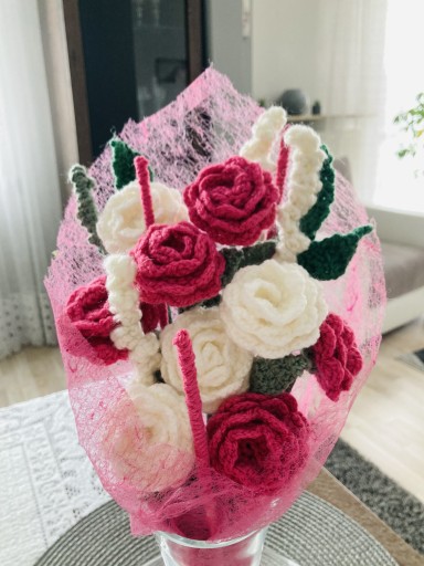 Zdjęcie oferty: Bukiet róż , ręcznie robiony, handmade