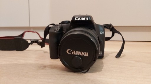 Zdjęcie oferty: Canon 1000D EOS lustrzanka 