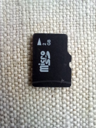 Zdjęcie oferty: Karta pamięci MicroSD 2GB + czytnik