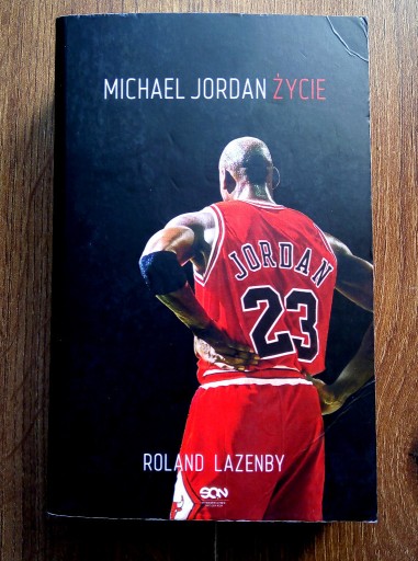 Zdjęcie oferty: Michael Jordan Życie. Roland Lazenby