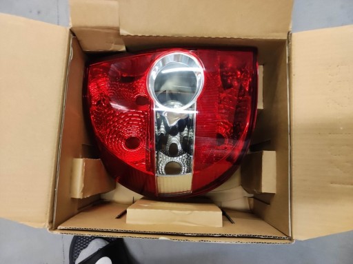 Zdjęcie oferty: Lampa Fox lewa tył 441-1979L-LD-UE