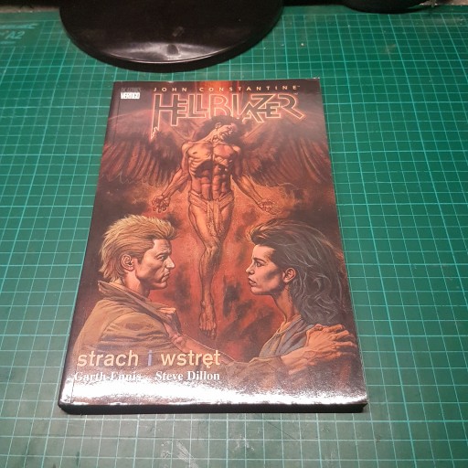 Zdjęcie oferty: John Constantine Hellblazer Strach i Wstręt Egmont