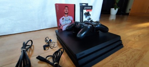 Zdjęcie oferty: Sony PlayStation 4 Pro 1 Tb