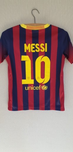 Zdjęcie oferty: Oryginalna koszulka Nike Messi dla piłkarza 10-12 