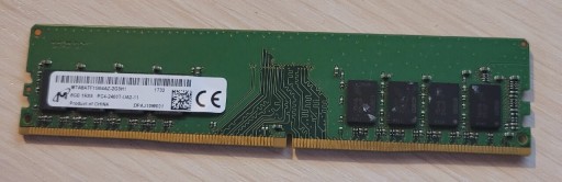 Zdjęcie oferty: Pamięć RAM 8GB DDR4 Micron DIMM 2400MHz