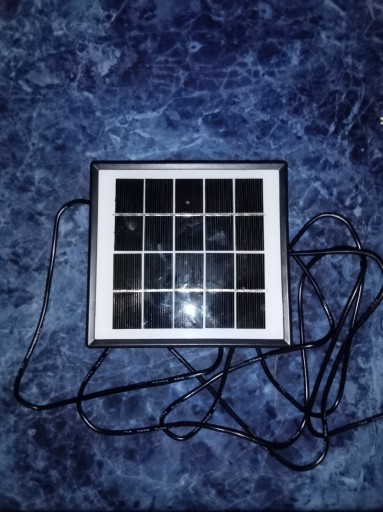 Zdjęcie oferty: Panel solarny 4,86V z wejściem mini USB