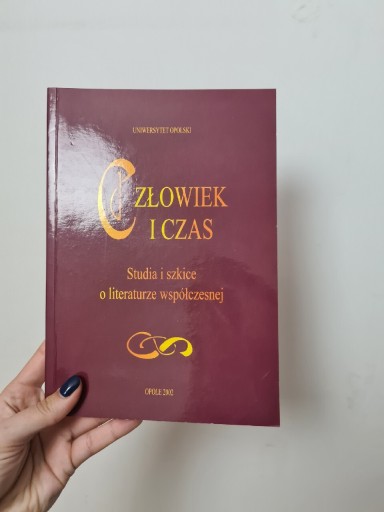 Zdjęcie oferty: Człowiek i czas Studia i szkice o literaturze