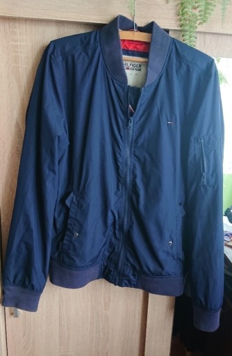 Zdjęcie oferty: Tommy Hilfiger  kurtka wiatrowka M bdb