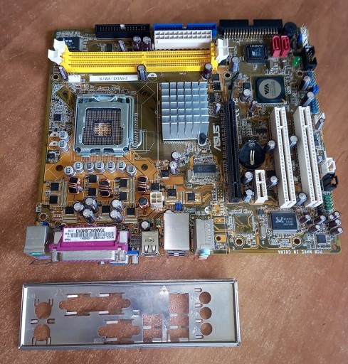 Zdjęcie oferty: Płyta główna Asus P5VD2-VM/S microATX + maskownica