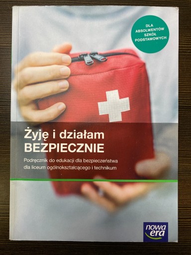 Zdjęcie oferty: Żyję i działam bezpiecznie - Podręcznik do EDB