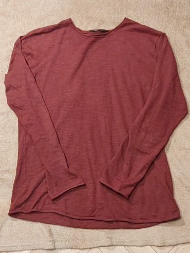 Zdjęcie oferty: Sprzedam czerwony sweter Reserved rozm M