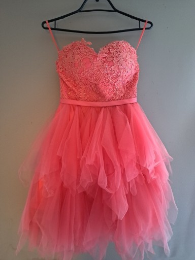 Zdjęcie oferty: Sukienka balowa różowa 