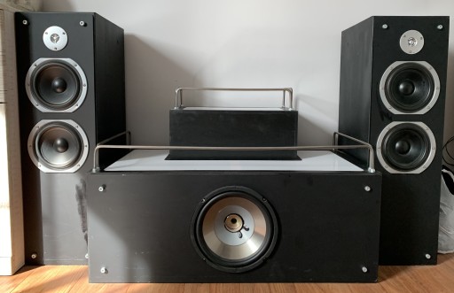 Zdjęcie oferty: Kino domowe + amplituner Pioneer VSX-330