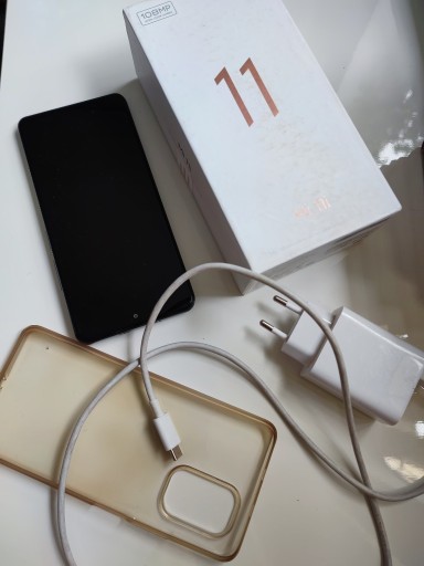 Zdjęcie oferty: Smartfon Xiaomi Mi11i