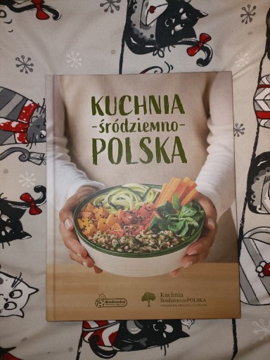 Zdjęcie oferty: Książka kucharska Kuchnia śródziemno polska nowa