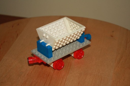 Zdjęcie oferty: Lego Train 125-1 4,5V Wagon wywrotka
