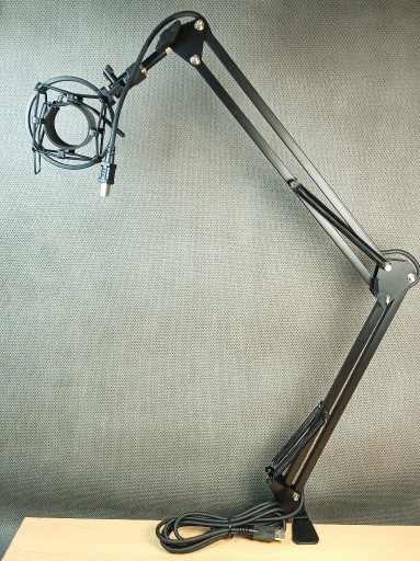 Zdjęcie oferty: Statyw ramię na mikrofon Trust GXT 253 do Emita Studio z kablem USB-B