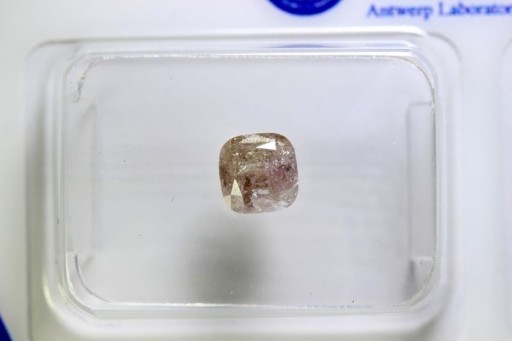 Zdjęcie oferty:  Brązowo różowy brylant diament 0,84 CT 