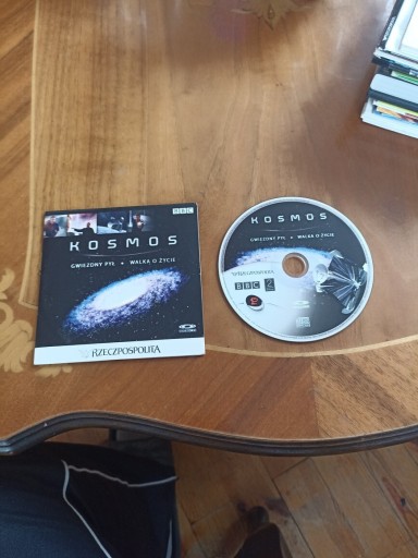 Zdjęcie oferty: Film - Kosmos: gwiezdny pył / walka o życie, VCD