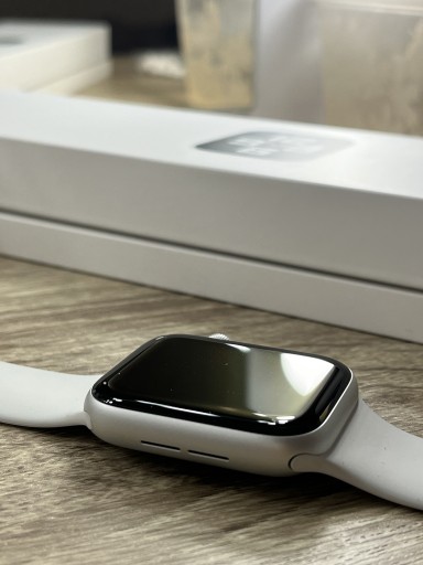 Zdjęcie oferty: Apple Watch SE 44 2022
