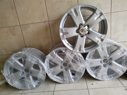 Zdjęcie oferty: Sprzedam felgi aluminiowe do Toyoty RAV4 