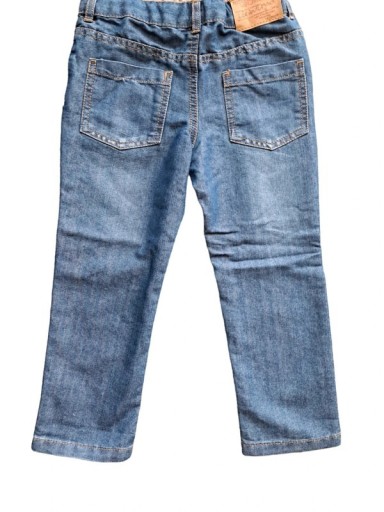 Zdjęcie oferty: Nowe jeansy r. 104