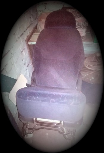 Zdjęcie oferty: Fotel tylni szary do samochodU ww sharan rok 1997 