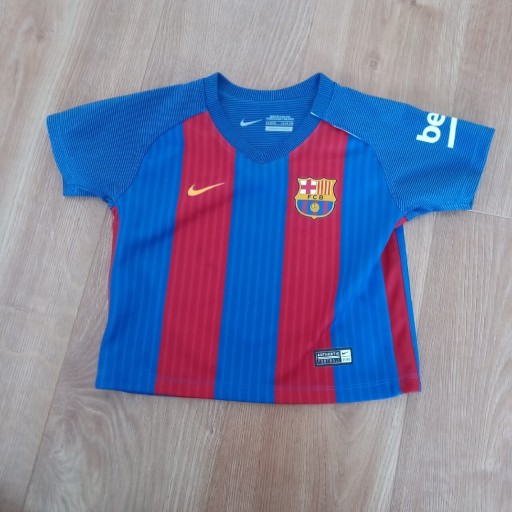 Zdjęcie oferty: Koszulka piłkarska nike fc barcelona 74cm