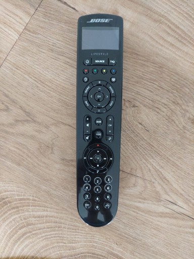 Zdjęcie oferty: Pilot Bose lifestyle 650 uszkodzony lcd