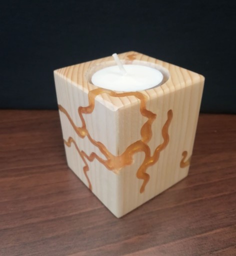 Zdjęcie oferty: Świecznik na tealight drewno eleganckie rękodzieło