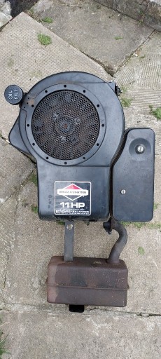 Zdjęcie oferty: Silnik BRIGGS & STRATTON 11HP