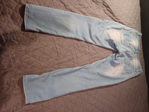Zdjęcie oferty: Kamizelka jeansowa + jeansy rozm.38 i strój kąpiel
