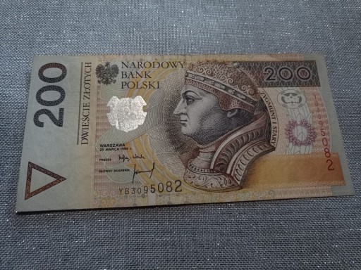 Zdjęcie oferty: 200zł banknot 1994 rok seria YB