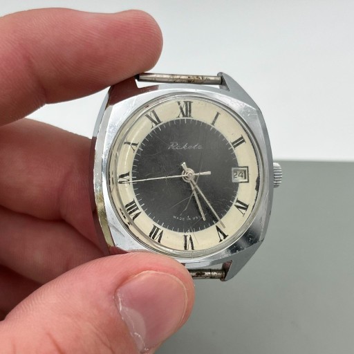 Zdjęcie oferty: Zegarek nakręcany RAKIETA PANDA z datownikiem USSR