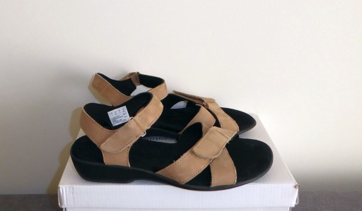 Zdjęcie oferty: Buty CLARKS Sandaly Skorzane / 37 / UK 4