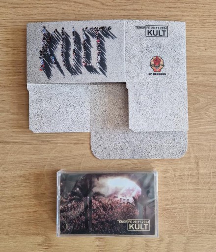 Zdjęcie oferty: KULT TENERIFE kaseta plus box NOWY WYSYŁKA LUB ODBIÓR OSOBISTY