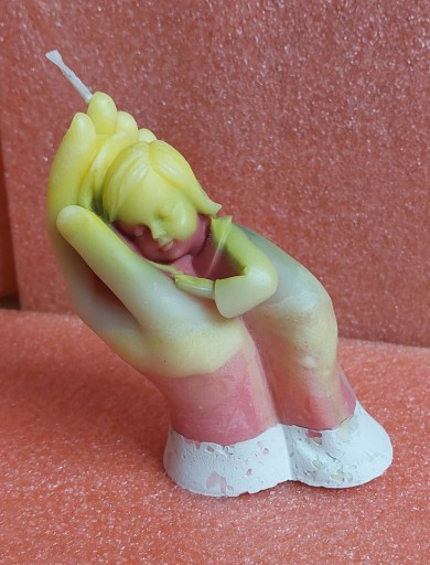 Zdjęcie oferty: Świeczka ozdobna W Rękach Boga