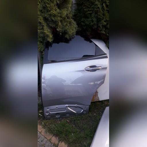 Zdjęcie oferty: Peugeot 3008 II17rdrzwi lewy tyl