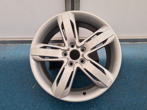 Zdjęcie oferty: Felga aluminiowa Seat  Leon 2 Cupra FR 7.5x18 Igła