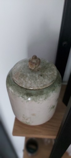 Zdjęcie oferty: Ceramiczny pojemnik z przykrywką