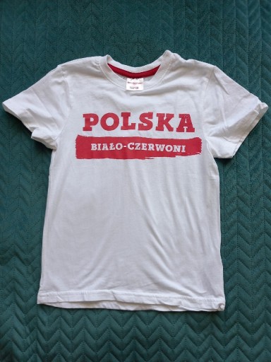 Zdjęcie oferty: Koszulka kibica POLSKA 122/128 