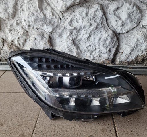 Zdjęcie oferty: LAMPA PRAWA MERCEDES CLS C218 FULL LED HIGH 