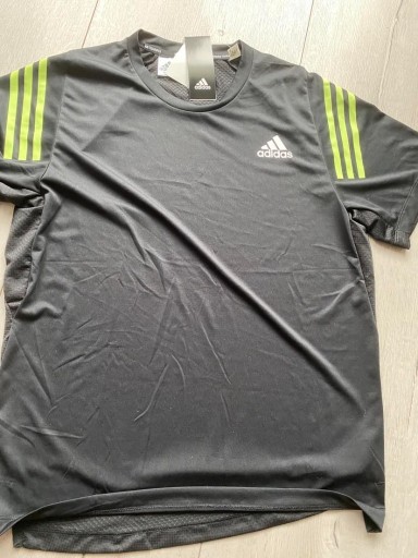 Zdjęcie oferty: Adidas -nowa czarna koszulka sportowa adidas roz M