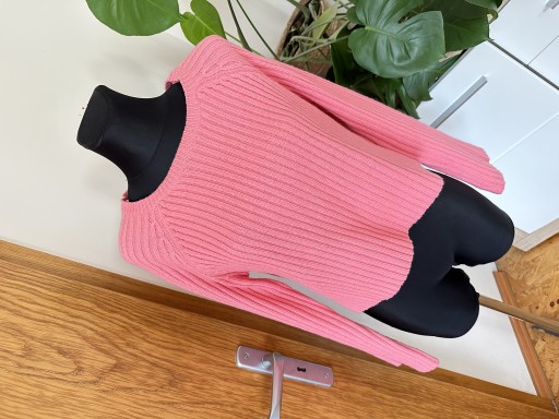 Zdjęcie oferty: New Look 12/40 różowy sweter prążek ciepły krótki