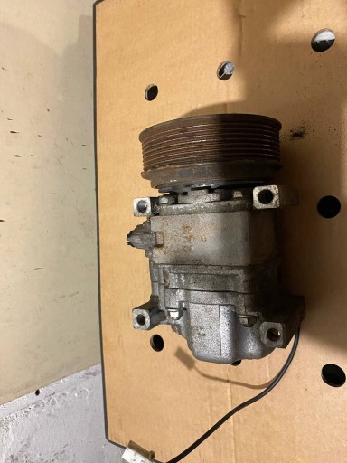 Zdjęcie oferty: Kompresor, sprężarka klimatyzacji Mazda 3 Sport 