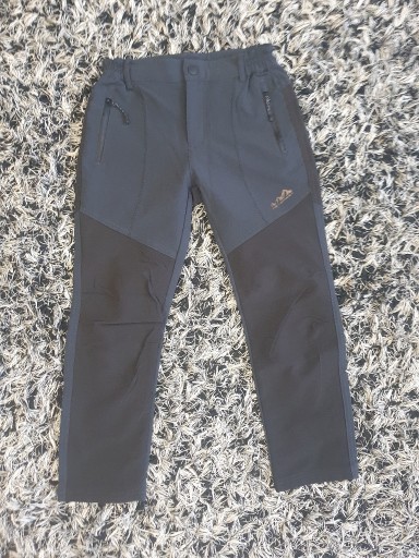 Zdjęcie oferty: Spodnie czarne rozm. 140 cm Neverest