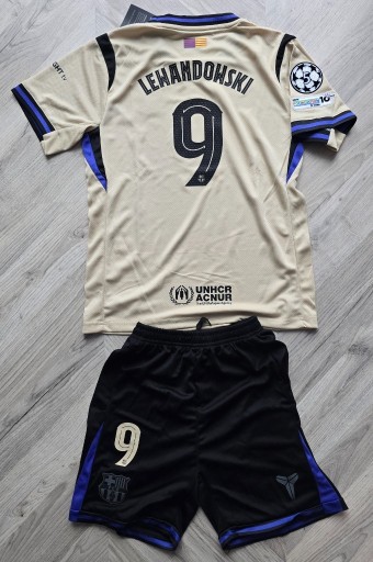 Zdjęcie oferty: koszulka strój FC BARCELONA x KOBE wyjazd 25/26 LEWANDOWSKI rozm 26 145-155