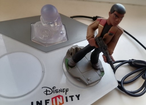 Zdjęcie oferty: PS4/PS3 Portal+Figurka StarWars do Disney Infinity